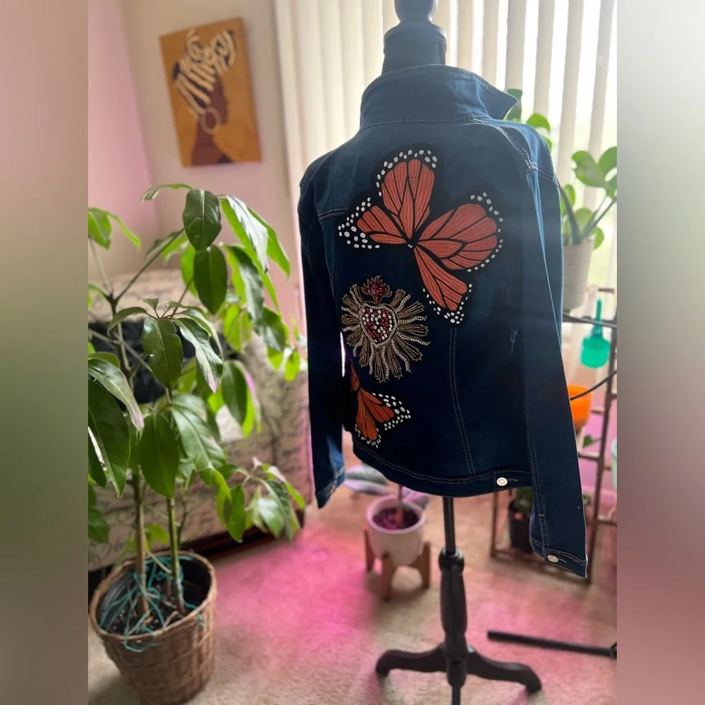 Patch Jean Jacket - Picture 1 of 4